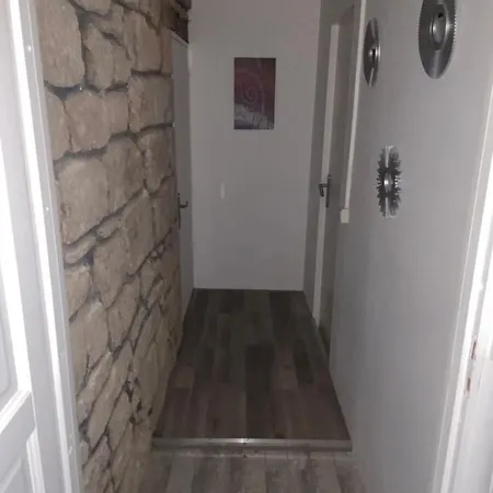 Apartamento T2 Terrasse Vue Sur Piscine Larche (Correze)