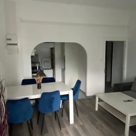 T2 Terrasse Vue Sur Piscine דירה